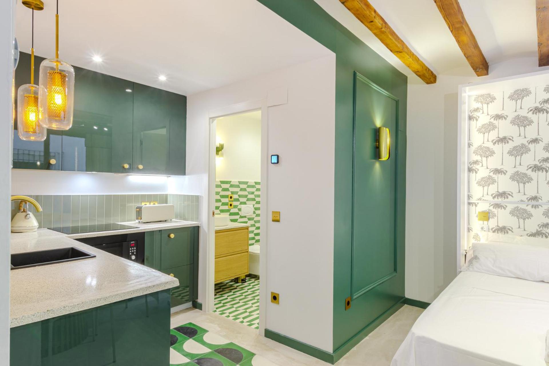 Refined And Practical Studio In Historic Center Of Alicante Exteriör bild